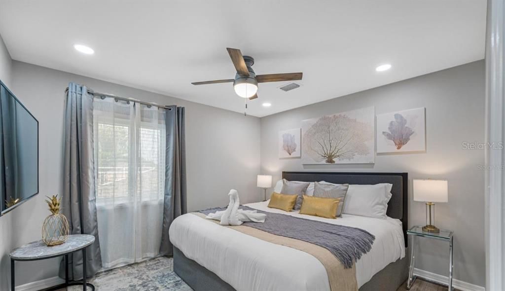 For Sale: $2,525,000 (8 beds, 4 baths, 3943 Square Feet)