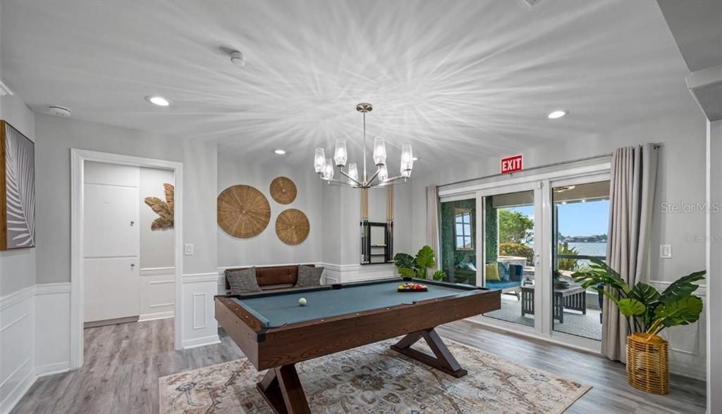 For Sale: $2,525,000 (8 beds, 4 baths, 3943 Square Feet)