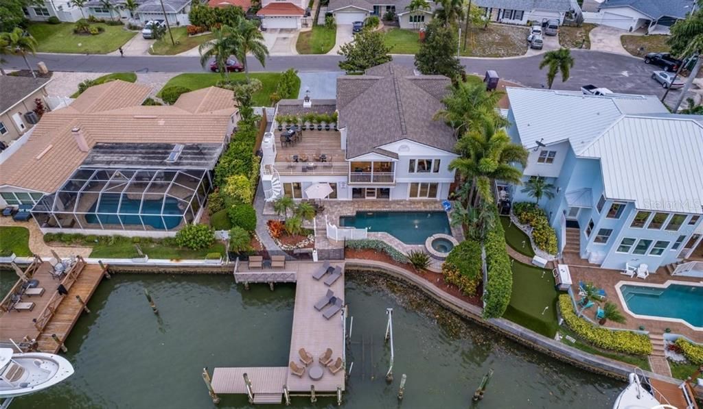 For Sale: $2,525,000 (8 beds, 4 baths, 3943 Square Feet)