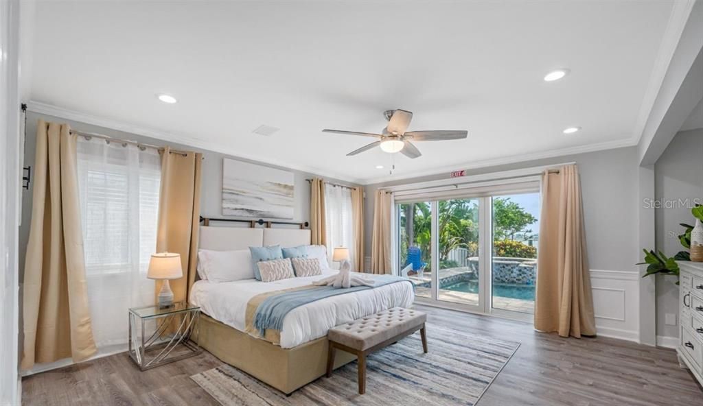 For Sale: $2,525,000 (8 beds, 4 baths, 3943 Square Feet)