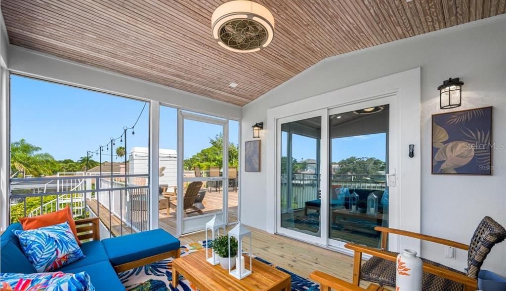 For Sale: $2,525,000 (8 beds, 4 baths, 3943 Square Feet)