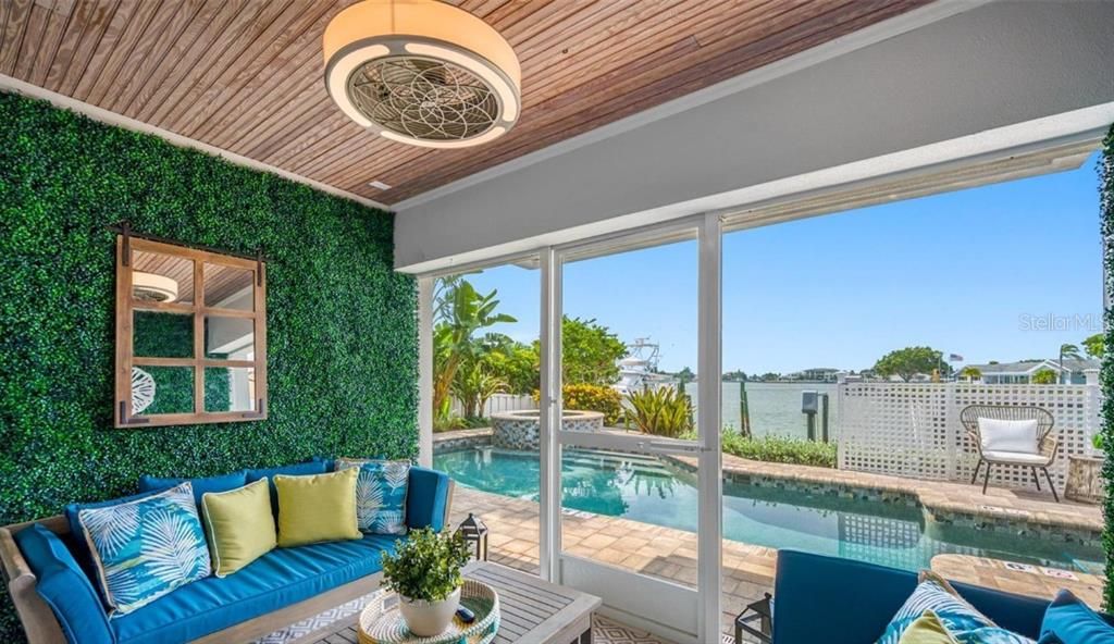 For Sale: $2,525,000 (8 beds, 4 baths, 3943 Square Feet)