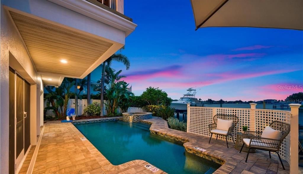 For Sale: $2,525,000 (8 beds, 4 baths, 3943 Square Feet)
