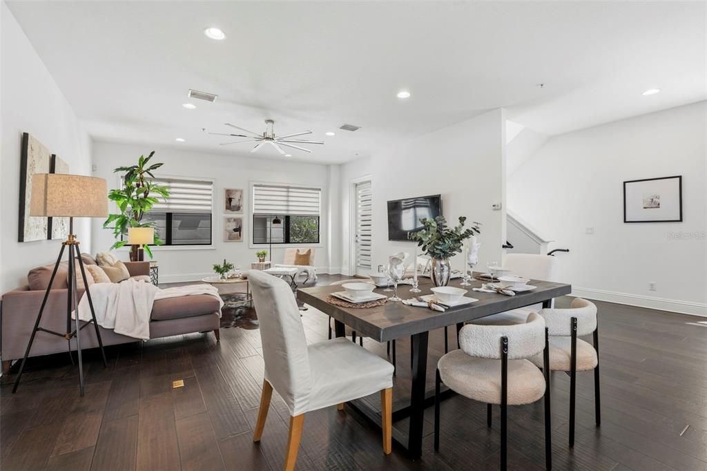En Venta: $1,500,000 (3 camas, 3 baños, 2653 Pies cuadrados)
