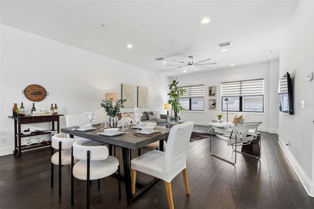 En Venta: $1,500,000 (3 camas, 3 baños, 2653 Pies cuadrados)