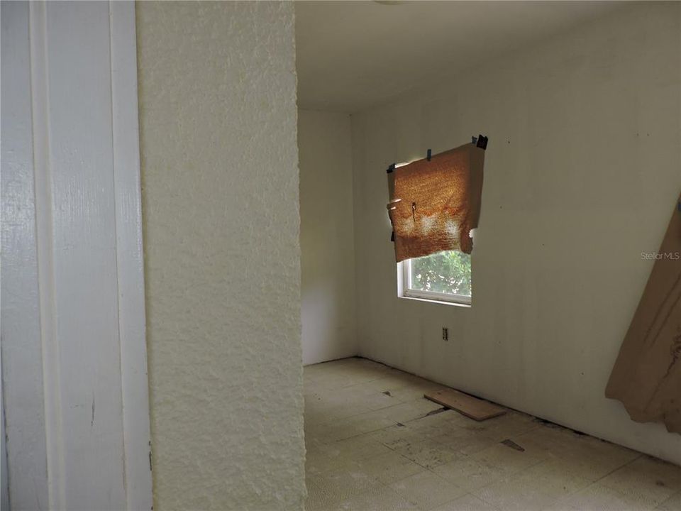 Activo con contrato: $139,000 (3 camas, 2 baños, 1866 Pies cuadrados)