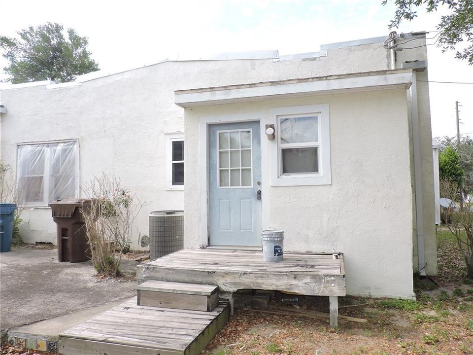Activo con contrato: $139,000 (3 camas, 2 baños, 1866 Pies cuadrados)