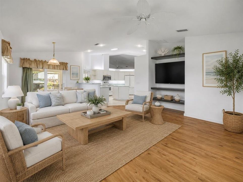 For Sale: $975,000 (3 beds, 2 baths, 2259 Square Feet)