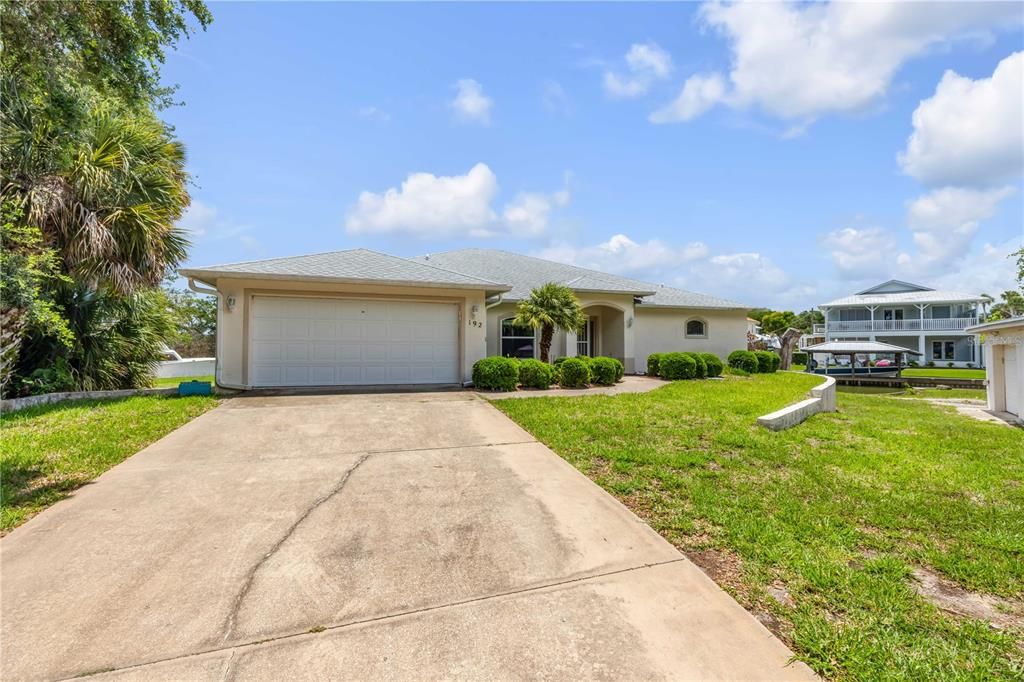 For Sale: $975,000 (3 beds, 2 baths, 2259 Square Feet)