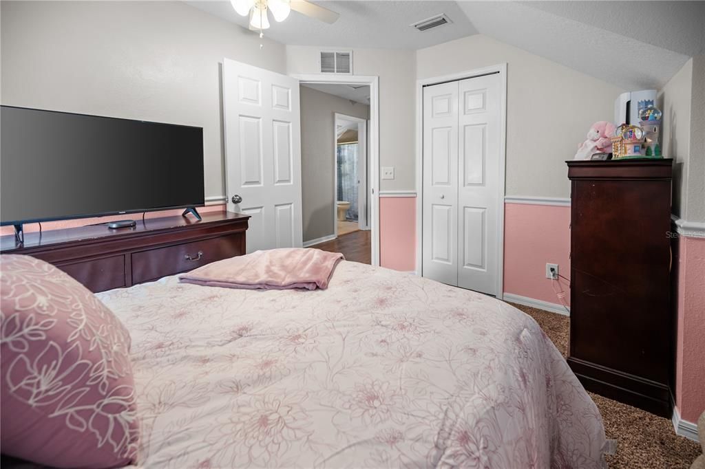 Active With Contract: $350,000 (4 beds, 2 baths, 1533 Square Feet)