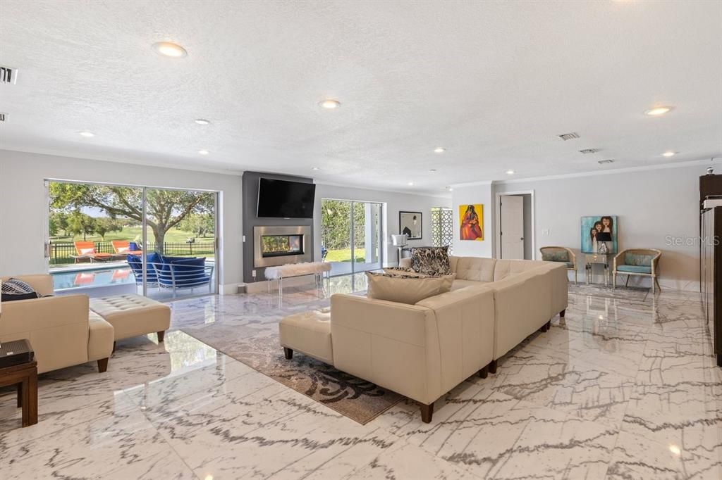 For Sale: $2,445,000 (6 beds, 5 baths, 5071 Square Feet)