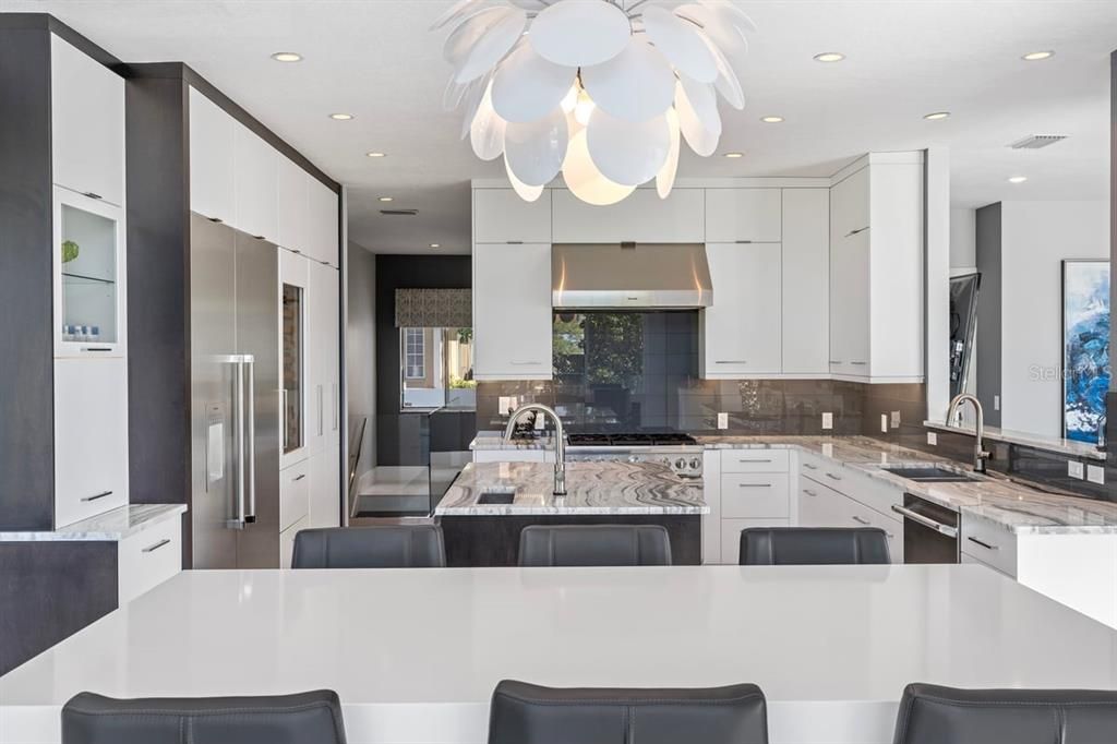 For Sale: $2,445,000 (6 beds, 5 baths, 5071 Square Feet)