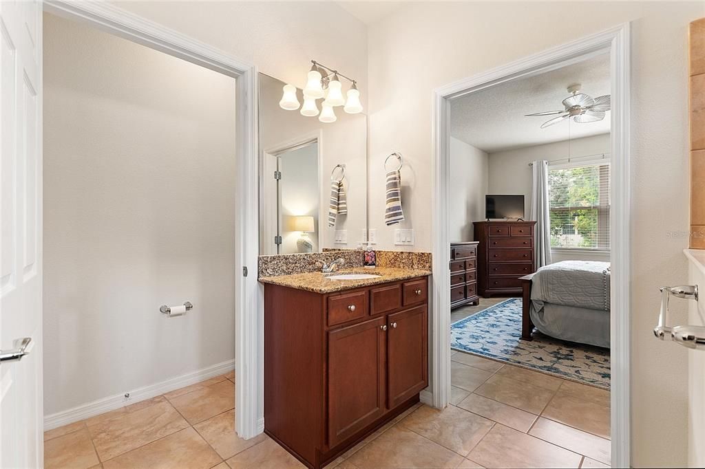 Activo con contrato: $399,900 (3 camas, 2 baños, 2024 Pies cuadrados)