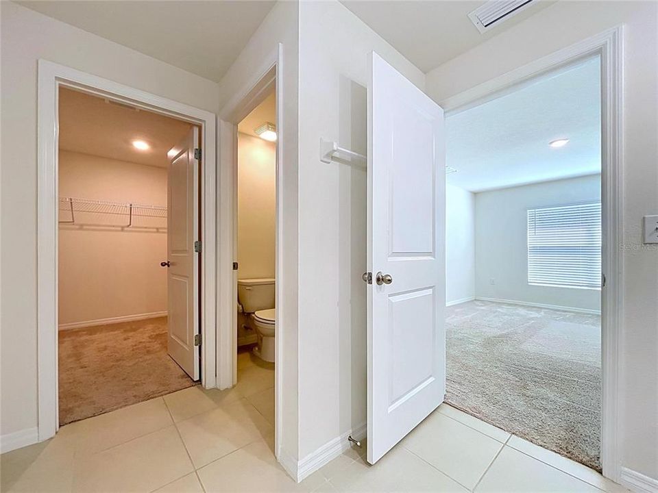 На продажу: $310,000 (4 спален, 2 ванн, 1846 Квадратных фут)