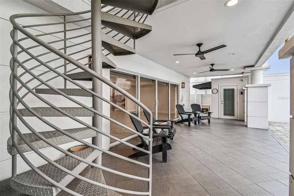 For Rent: $19,000 (4 beds, 4 baths, 3380 Square Feet)