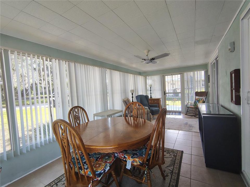 For Rent: $2,000 (2 beds, 2 baths, 960 Square Feet)