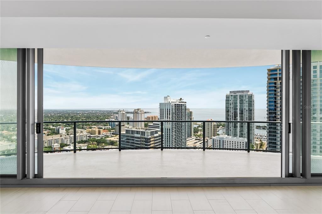 For Sale: $3,475,000 (3 beds, 3 baths, 2606 Square Feet)