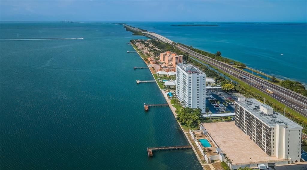 На продажу: $450,000 (2 спален, 2 ванн, 1290 Квадратных фут)