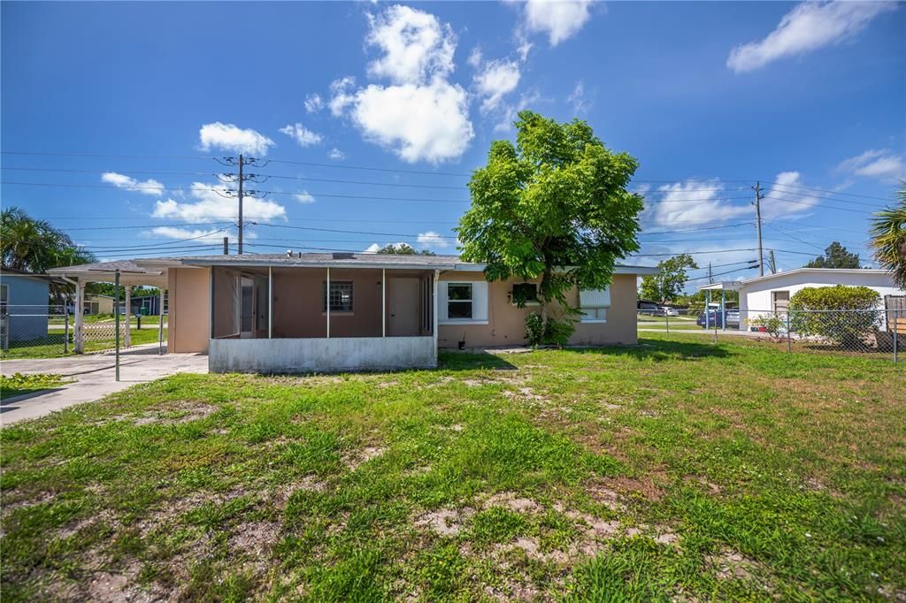 En Venta: $185,000 (2 camas, 1 baños, 1074 Pies cuadrados)