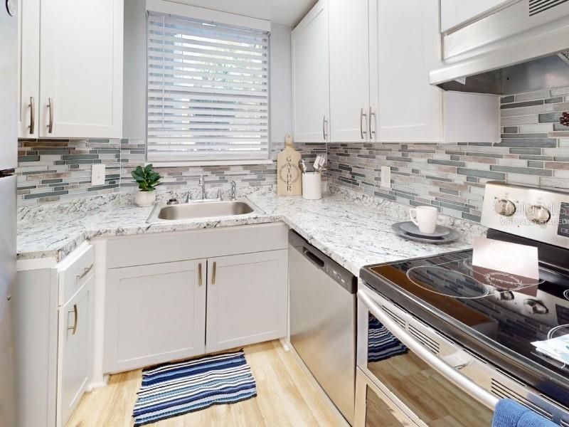 В аренду: $1,799 (2 спален, 1 ванн, 1108 Квадратных фут)