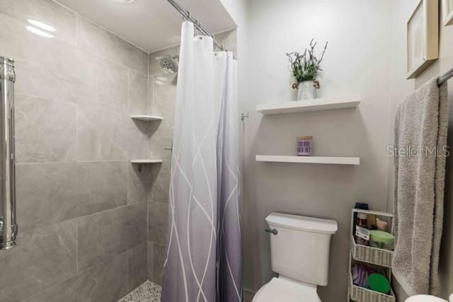 В аренду: $1,950 (2 спален, 2 ванн, 1072 Квадратных фут)