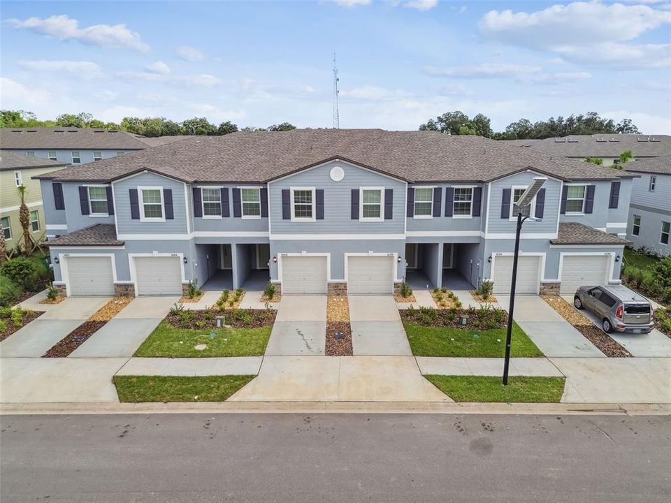 For Rent: $2,000 (3 beds, 2 baths, 1634 Square Feet)