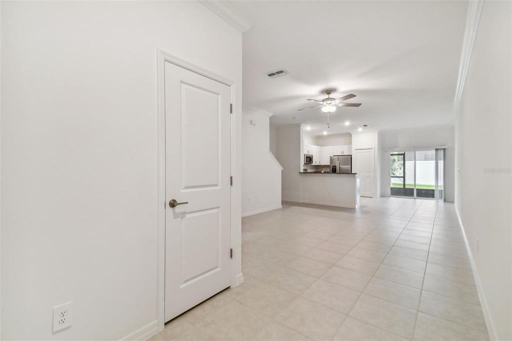 For Rent: $2,000 (3 beds, 2 baths, 1634 Square Feet)
