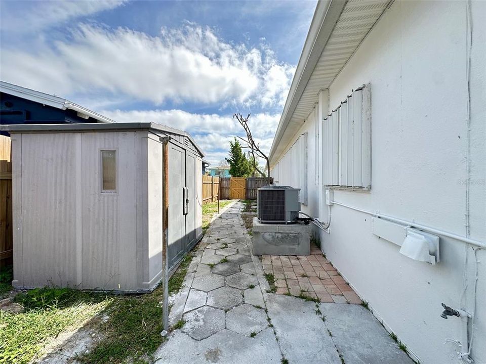В аренду: $2,975 (2 спален, 2 ванн, 1700 Квадратных фут)