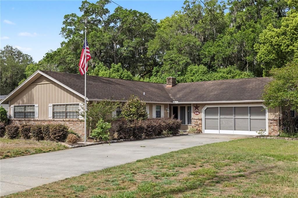 For Sale: $259,000 (3 beds, 2 baths, 1738 Square Feet)