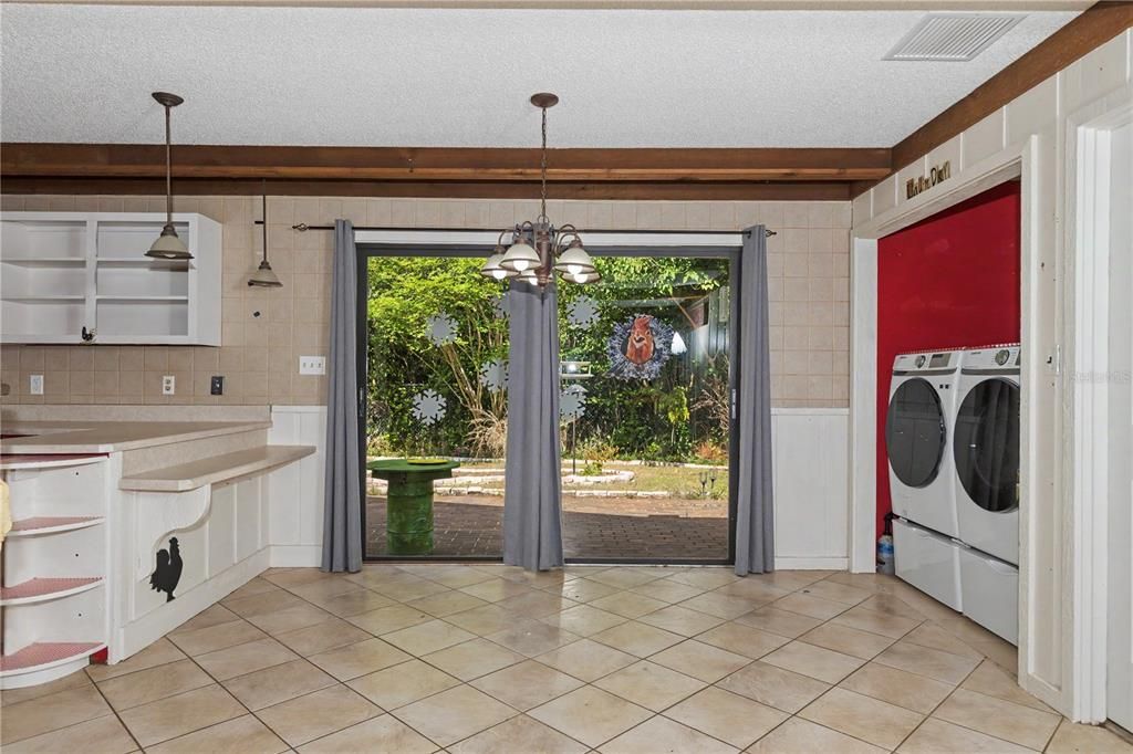 For Sale: $259,000 (3 beds, 2 baths, 1738 Square Feet)
