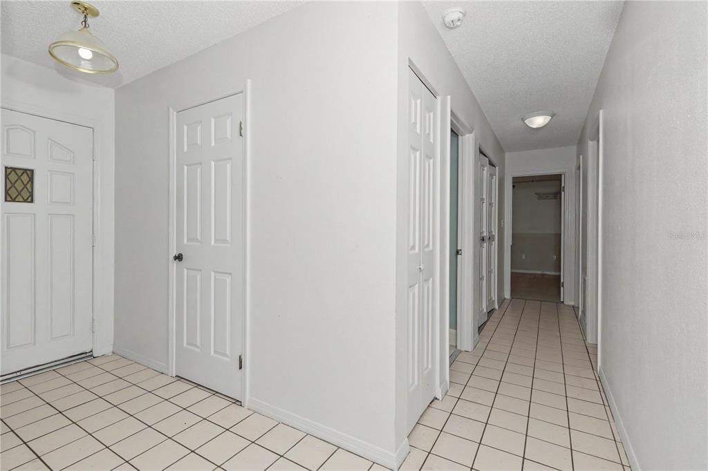 For Sale: $259,000 (3 beds, 2 baths, 1738 Square Feet)