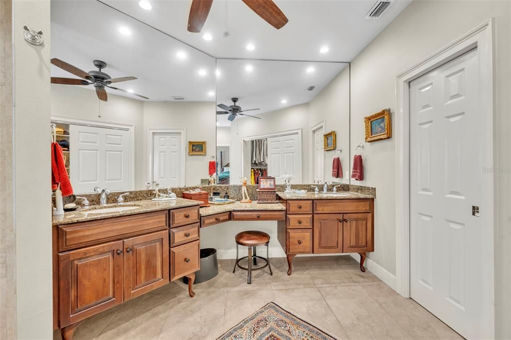 For Sale: $1,290,000 (4 beds, 3 baths, 3198 Square Feet)