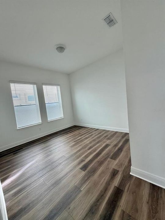 Active With Contract: $3,300 (3 beds, 2 baths, 1998 Square Feet)