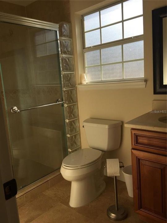 For Rent: $3,060 (3 beds, 2 baths, 1700 Square Feet)