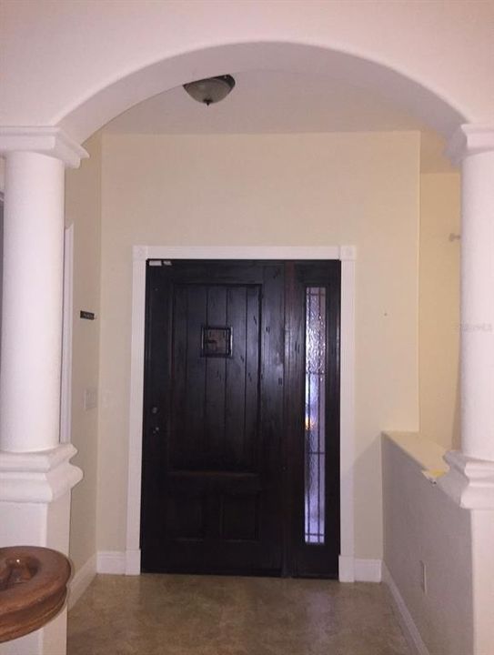 For Rent: $3,060 (3 beds, 2 baths, 1700 Square Feet)