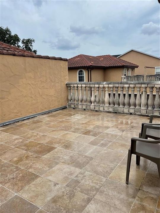 For Rent: $3,060 (3 beds, 2 baths, 1700 Square Feet)
