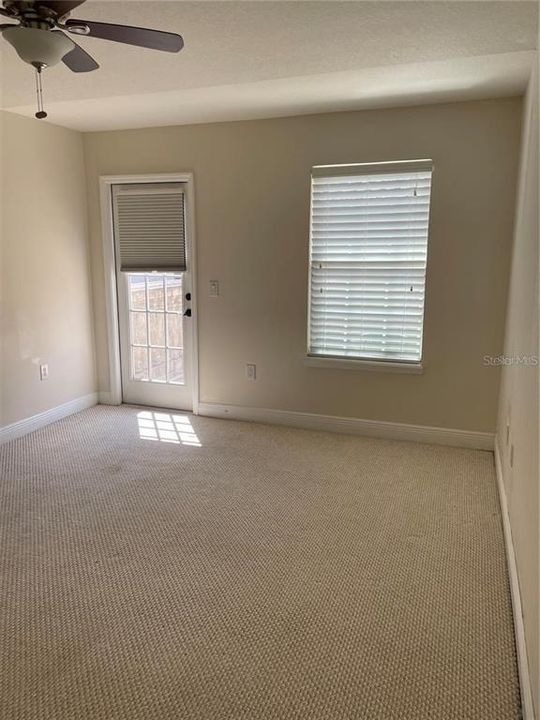 For Rent: $3,060 (3 beds, 2 baths, 1700 Square Feet)
