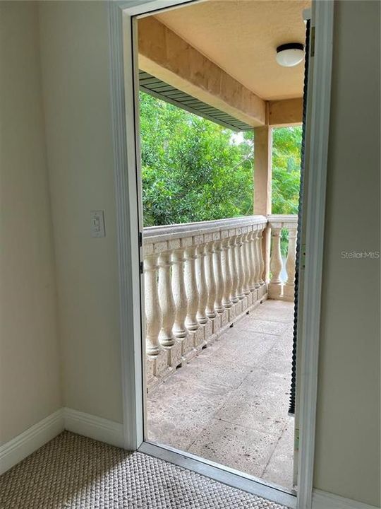For Rent: $3,060 (3 beds, 2 baths, 1700 Square Feet)