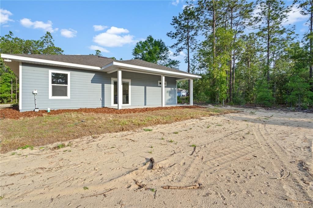 For Sale: $279,900 (3 beds, 2 baths, 1250 Square Feet)