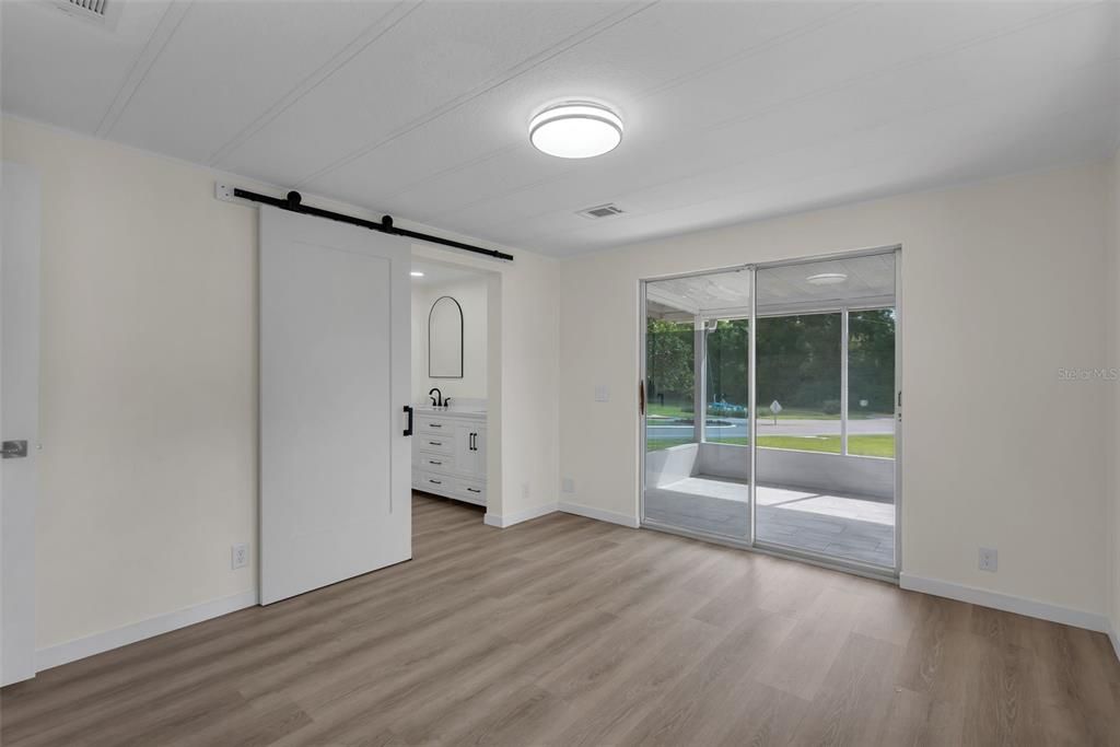 Active With Contract: $249,000 (2 beds, 2 baths, 1420 Square Feet)