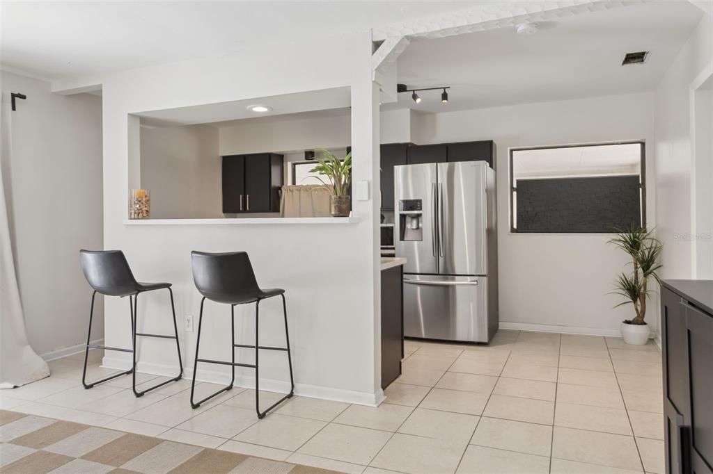 Active With Contract: $399,900 (3 beds, 2 baths, 1736 Square Feet)