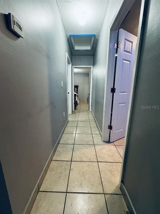 На продажу: $249,999 (3 спален, 2 ванн, 1232 Квадратных фут)