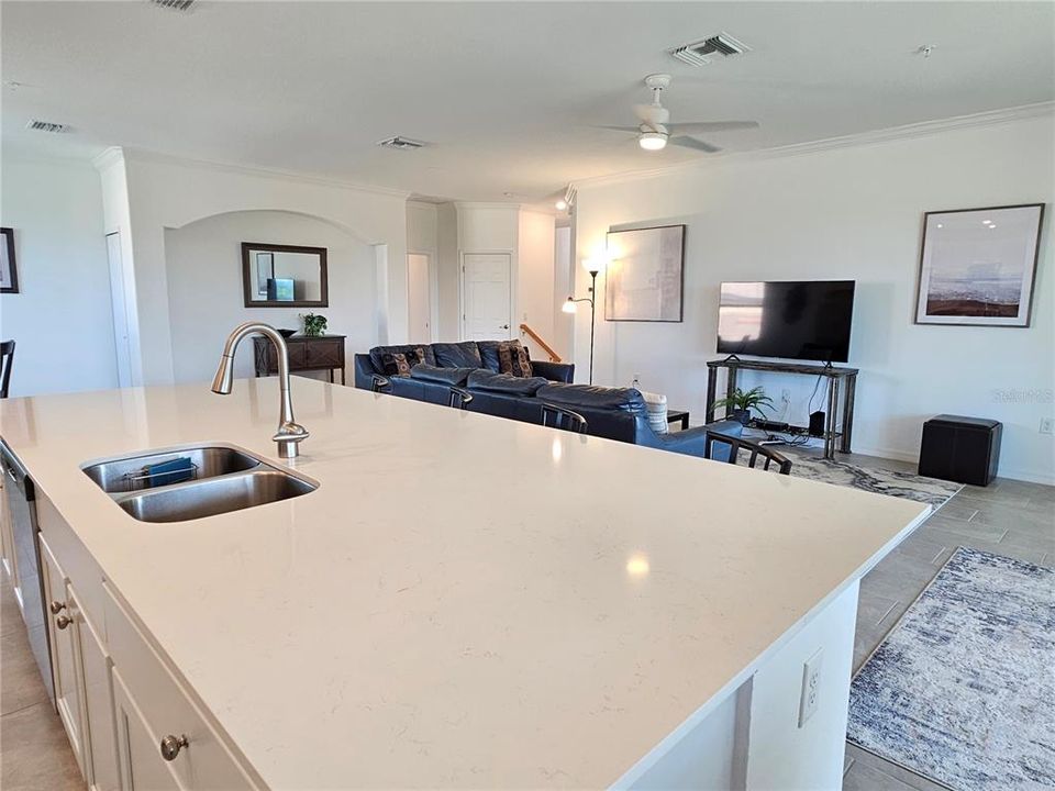 For Rent: $6,300 (3 beds, 2 baths, 2284 Square Feet)