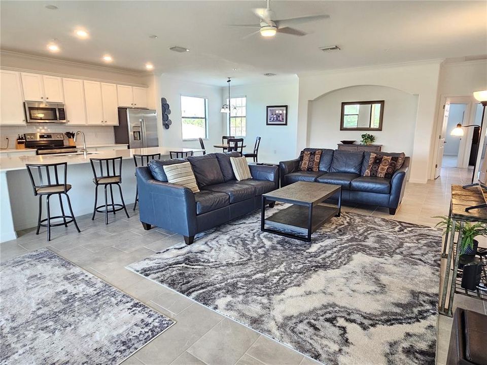 For Rent: $6,300 (3 beds, 2 baths, 2284 Square Feet)