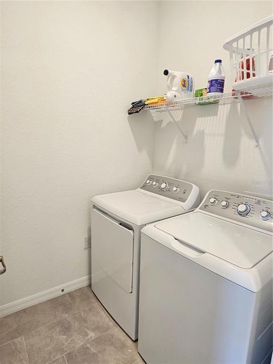 For Rent: $6,300 (3 beds, 2 baths, 2284 Square Feet)