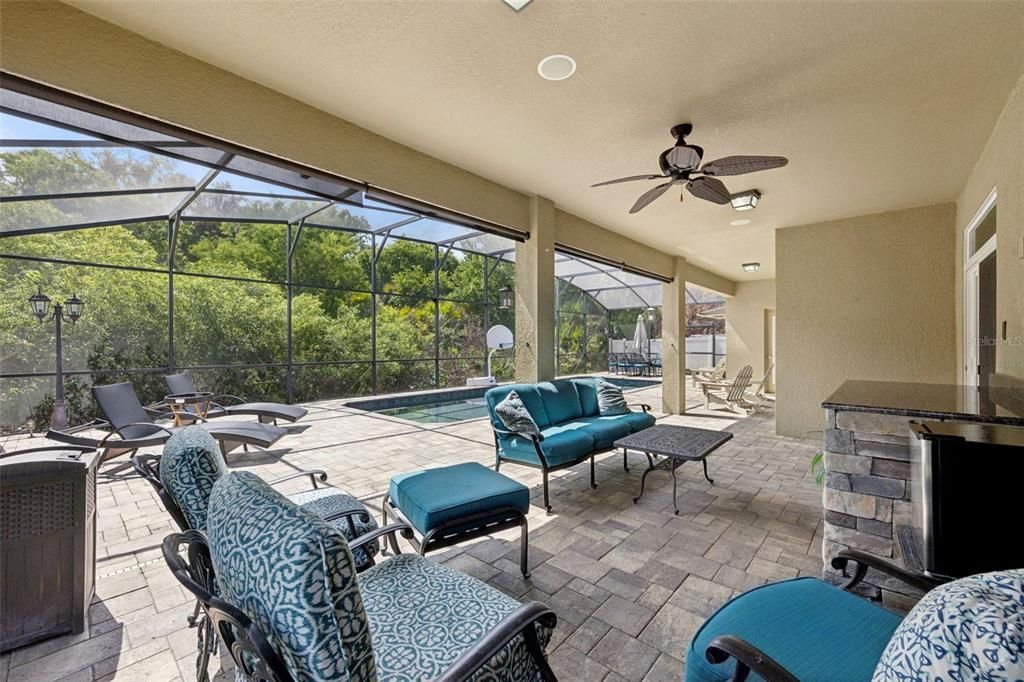 For Sale: $824,900 (5 beds, 4 baths, 3739 Square Feet)