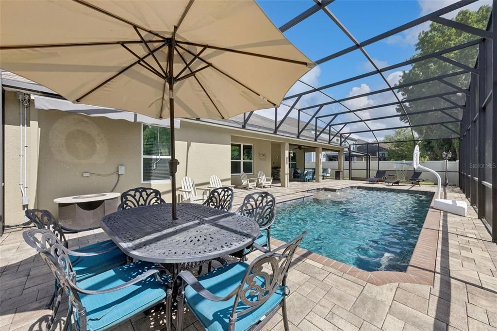 For Sale: $824,900 (5 beds, 4 baths, 3739 Square Feet)