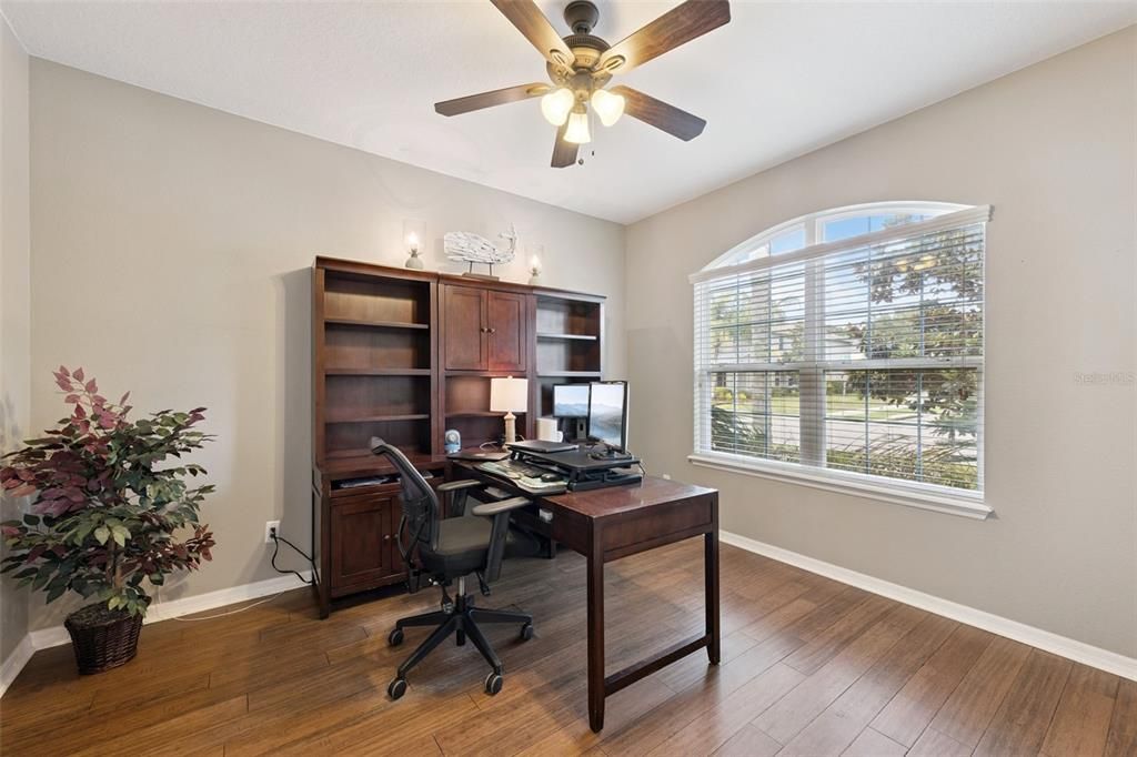 For Sale: $824,900 (5 beds, 4 baths, 3739 Square Feet)
