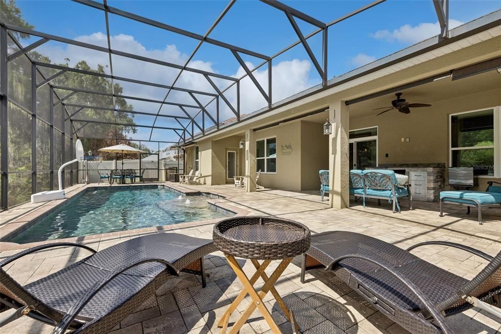 For Sale: $824,900 (5 beds, 4 baths, 3739 Square Feet)