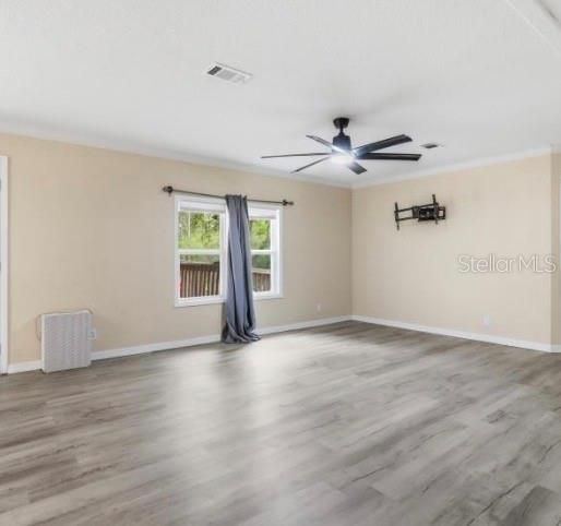 For Sale: $280,000 (3 beds, 2 baths, 1248 Square Feet)